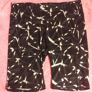 Never Worn Old Navy Active long bike shorts